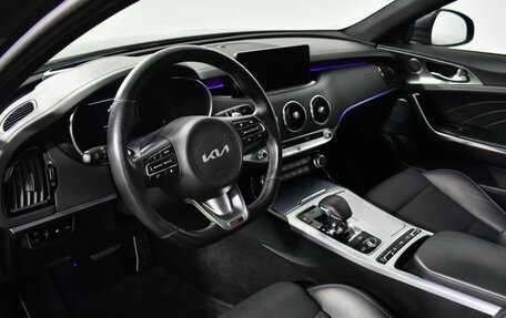 KIA Stinger I, 2023 год, 3 397 900 рублей, 9 фотография