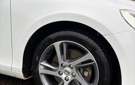 Volvo V40 II рестайлинг, 2017 год, 1 600 000 рублей, 7 фотография