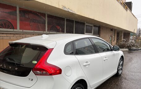 Volvo V40 II рестайлинг, 2017 год, 1 600 000 рублей, 11 фотография