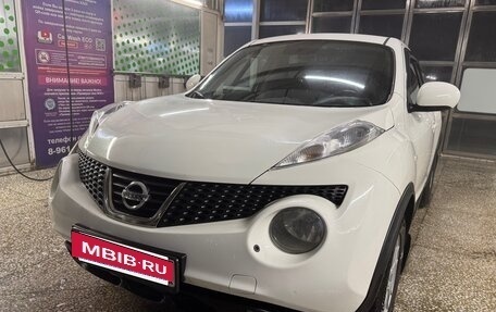 Nissan Juke II, 2013 год, 900 000 рублей, 2 фотография
