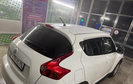 Nissan Juke II, 2013 год, 900 000 рублей, 13 фотография