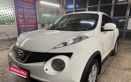 Nissan Juke II, 2013 год, 900 000 рублей, 12 фотография