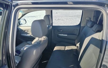 Toyota Hilux VII, 2012 год, 2 980 000 рублей, 11 фотография