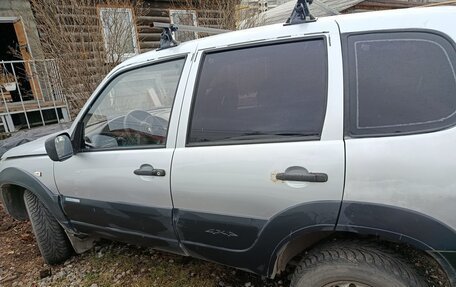 Chevrolet Niva I рестайлинг, 2011 год, 310 000 рублей, 7 фотография