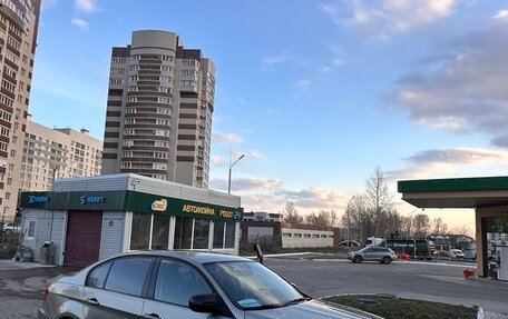 BMW 3 серия, 2010 год, 1 490 000 рублей, 9 фотография