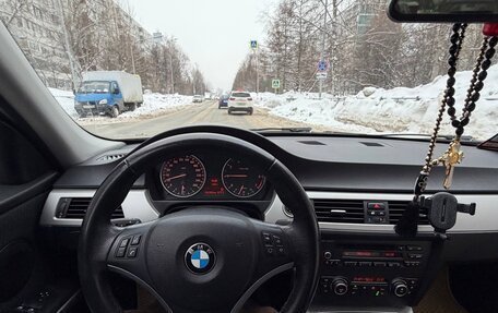 BMW 3 серия, 2010 год, 1 490 000 рублей, 11 фотография