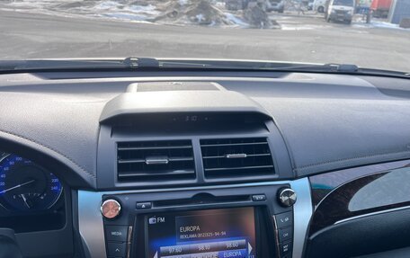 Toyota Camry, 2017 год, 2 360 000 рублей, 30 фотография