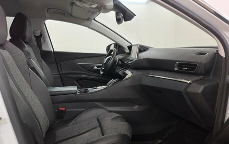 Peugeot 5008 II, 2018 год, 2 000 000 рублей, 12 фотография