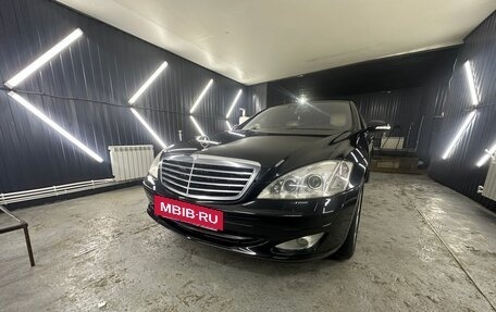 Mercedes-Benz S-Класс, 2007 год, 1 100 000 рублей, 3 фотография