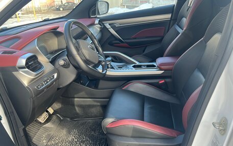 Geely Coolray I, 2023 год, 1 900 000 рублей, 9 фотография