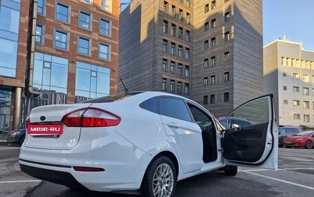 Ford Fiesta, 2016 год, 870 000 рублей, 3 фотография