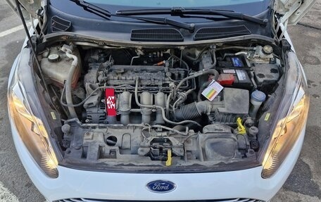 Ford Fiesta, 2016 год, 870 000 рублей, 11 фотография