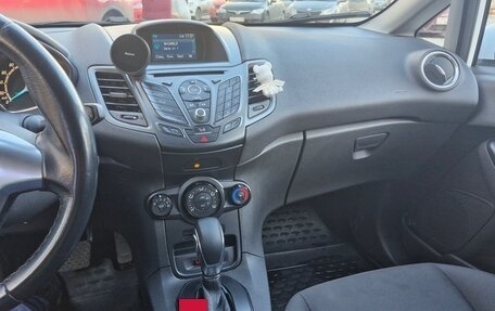 Ford Fiesta, 2016 год, 870 000 рублей, 18 фотография