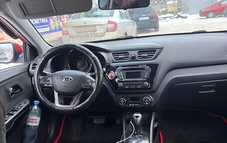 KIA Rio III рестайлинг, 2013 год, 820 000 рублей, 28 фотография