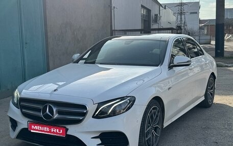 Mercedes-Benz E-Класс, 2017 год, 3 000 000 рублей, 1 фотография