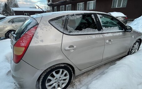 Hyundai i30 I, 2011 год, 675 000 рублей, 3 фотография