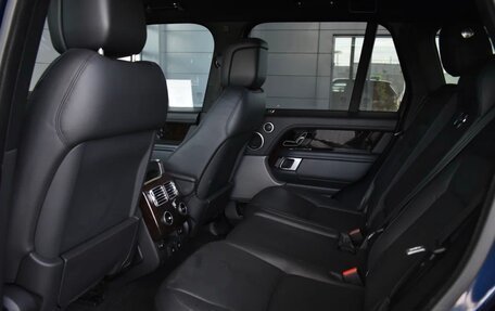 Land Rover Range Rover IV рестайлинг, 2020 год, 6 800 000 рублей, 4 фотография