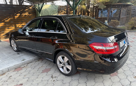 Mercedes-Benz E-Класс, 2011 год, 1 450 000 рублей, 9 фотография