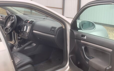 Volkswagen Jetta VI, 2010 год, 430 000 рублей, 3 фотография