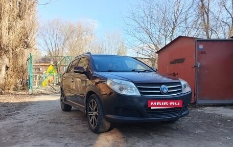 Geely MK Cross I, 2013 год, 250 000 рублей, 2 фотография