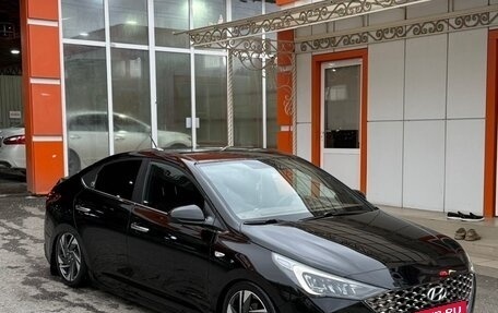 Hyundai Solaris II рестайлинг, 2021 год, 1 750 000 рублей, 1 фотография