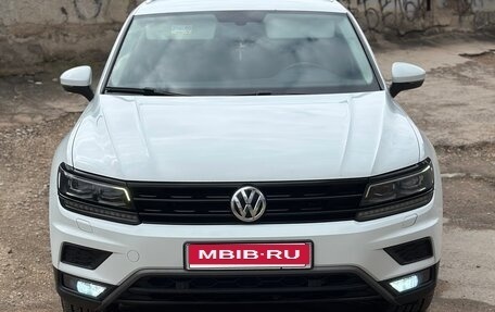 Volkswagen Tiguan II, 2017 год, 2 050 000 рублей, 1 фотография