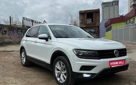 Volkswagen Tiguan II, 2017 год, 2 050 000 рублей, 8 фотография
