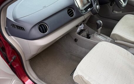 Honda Insight II рестайлинг, 2010 год, 650 000 рублей, 3 фотография