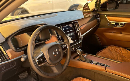 Volvo S90 II рестайлинг, 2020 год, 3 100 000 рублей, 2 фотография