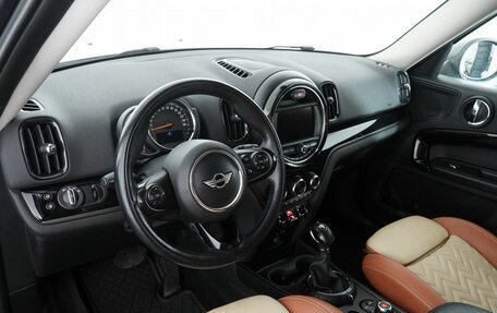 MINI Countryman II (F60), 2017 год, 2 340 000 рублей, 12 фотография