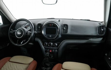 MINI Countryman II (F60), 2017 год, 2 340 000 рублей, 14 фотография