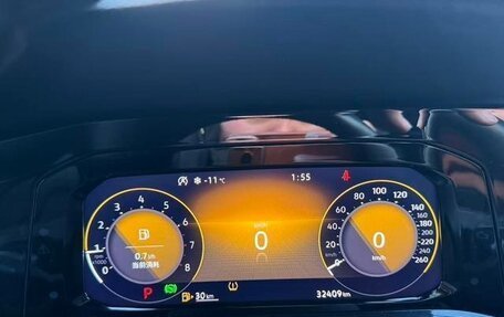 Volkswagen Golf VIII, 2022 год, 1 655 000 рублей, 9 фотография