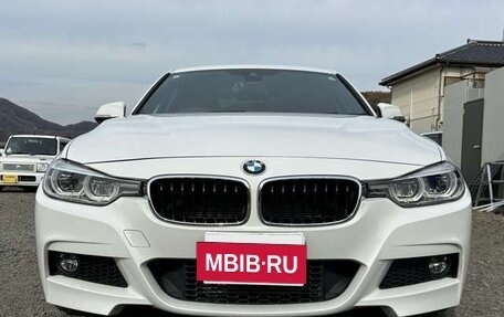 BMW 3 серия, 2018 год, 1 218 000 рублей, 5 фотография
