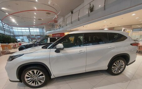 Toyota Highlander, 2025 год, 6 690 000 рублей, 4 фотография