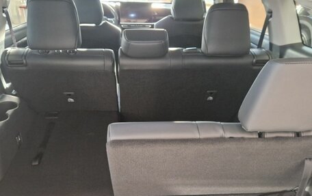 Toyota Highlander, 2025 год, 6 690 000 рублей, 19 фотография