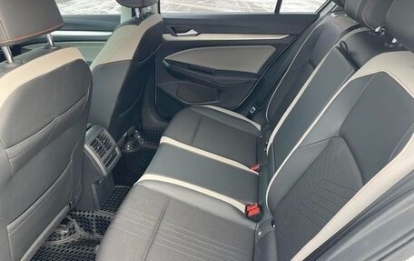 Volkswagen Golf VIII, 2022 год, 1 863 000 рублей, 13 фотография