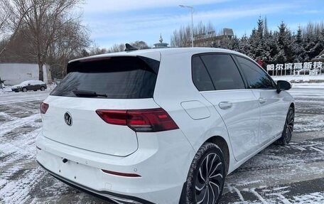 Volkswagen Golf VIII, 2022 год, 1 863 000 рублей, 4 фотография