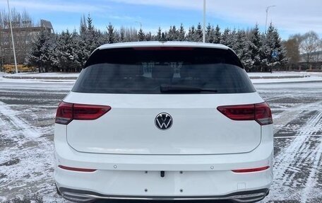 Volkswagen Golf VIII, 2022 год, 1 863 000 рублей, 5 фотография