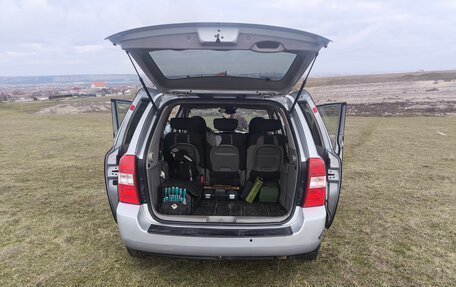 KIA Carnival III, 2008 год, 1 050 000 рублей, 13 фотография