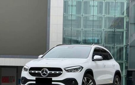 Mercedes-Benz GLA, 2023 год, 2 387 000 рублей, 3 фотография