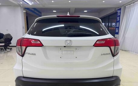 Honda Vezel, 2022 год, 1 445 000 рублей, 5 фотография