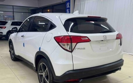 Honda Vezel, 2022 год, 1 445 000 рублей, 4 фотография