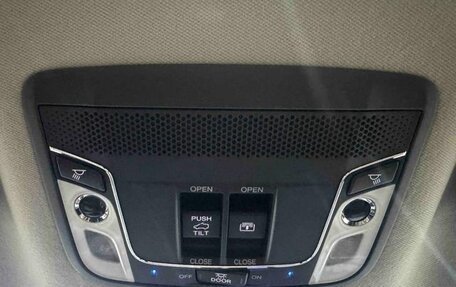 Honda Vezel, 2022 год, 1 445 000 рублей, 13 фотография