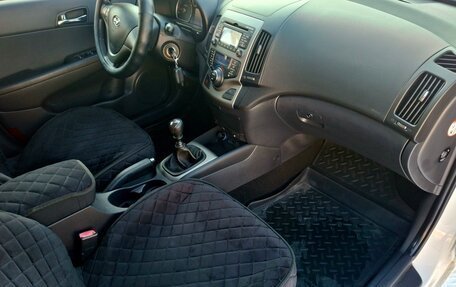 Hyundai i30 I, 2009 год, 800 000 рублей, 14 фотография