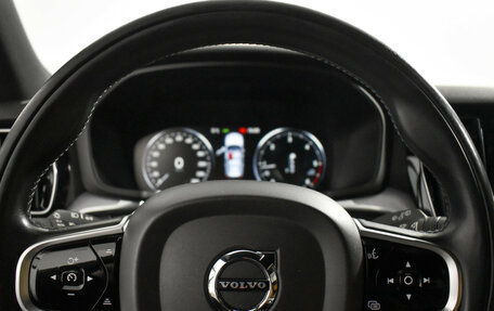 Volvo V60 II, 2019 год, 2 335 000 рублей, 19 фотография
