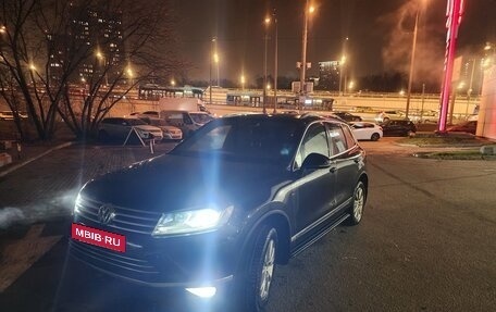 Volkswagen Touareg III, 2015 год, 1 900 000 рублей, 8 фотография