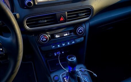 Hyundai Kona I, 2021 год, 1 000 000 рублей, 4 фотография