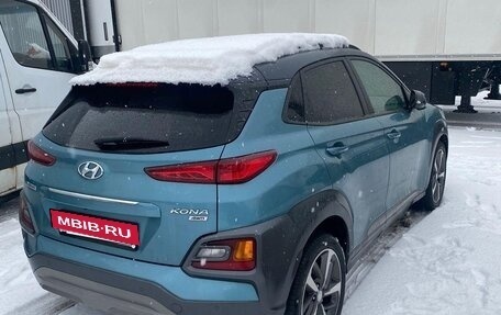 Hyundai Kona I, 2021 год, 1 000 000 рублей, 2 фотография