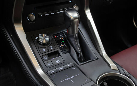 Lexus NX I, 2017 год, 2 798 000 рублей, 18 фотография