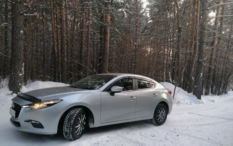 Mazda Axela, 2018 год, 1 300 000 рублей, 4 фотография